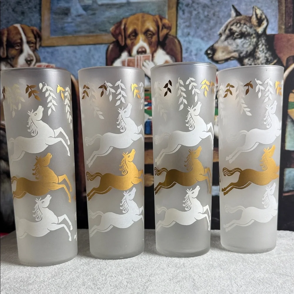 Vintage MCM winter holiday frosted Elegant horse Tom Collins tall Glass Set ⭐️